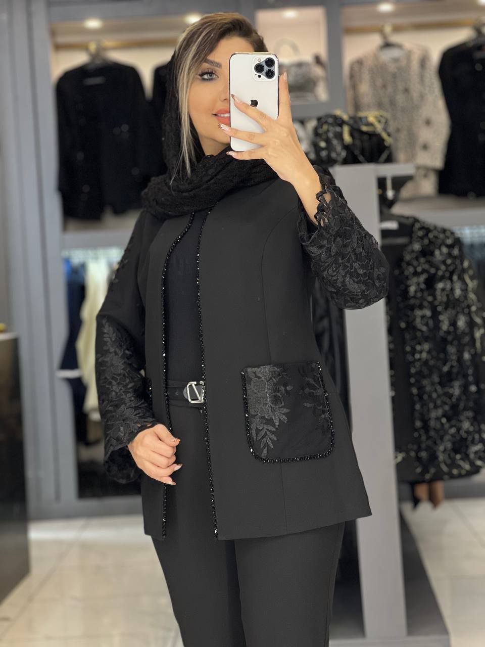 کت وشلوار مجلسی دلربا سایز 40 تا 50 گیپور رندوم