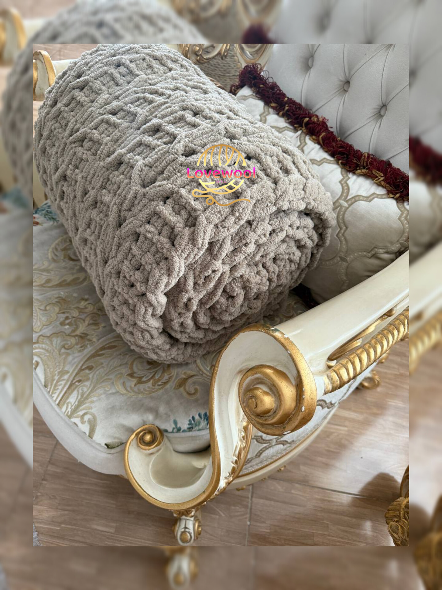روتختی مخمل آلیزه پافی ترکیه ای دستبافت ابعاد 180 در 240