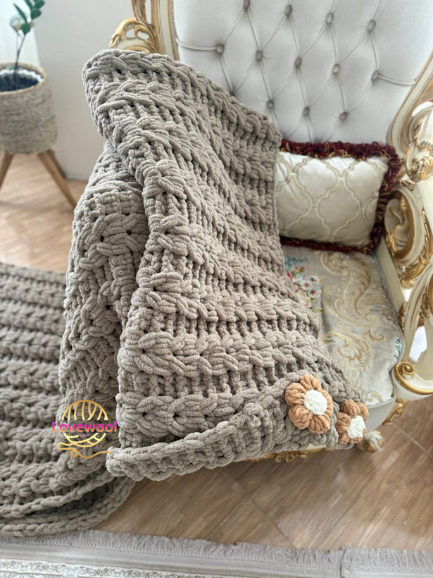 روتختی مخمل آلیزه پافی ترکیه ای دستبافت ابعاد 180 در 240