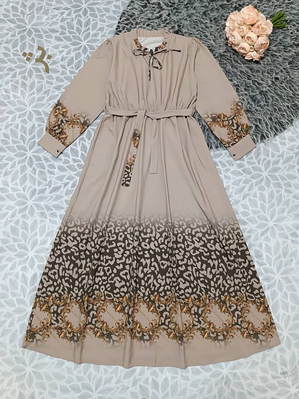 پیراهن ماکسی پلنگی زنجیری سایز ۳۸ تا ۴۸ طبق اندازه ها چک شود