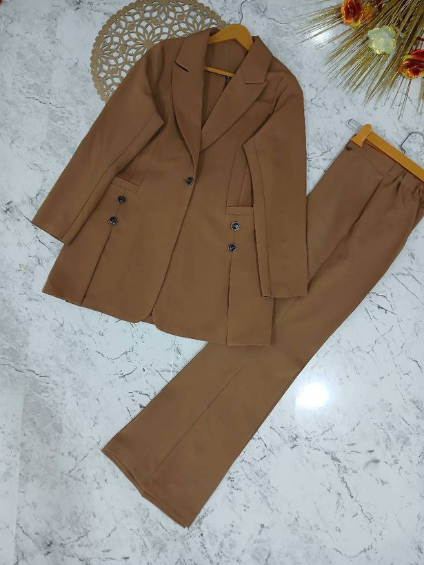کت وشلوار مری عیدانه سایز ۳۶ تا ۴۸ ارسال رنگ پارچه طبق غیر تنخور