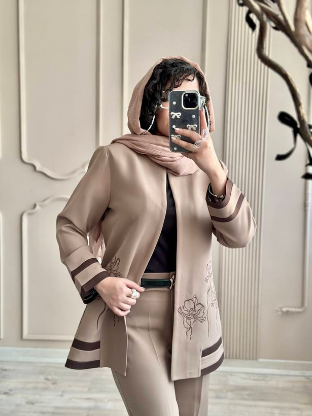 کت شلوار گلدوزی رویا سایز ۳۸ تا ۵۰ طبق توضیحات