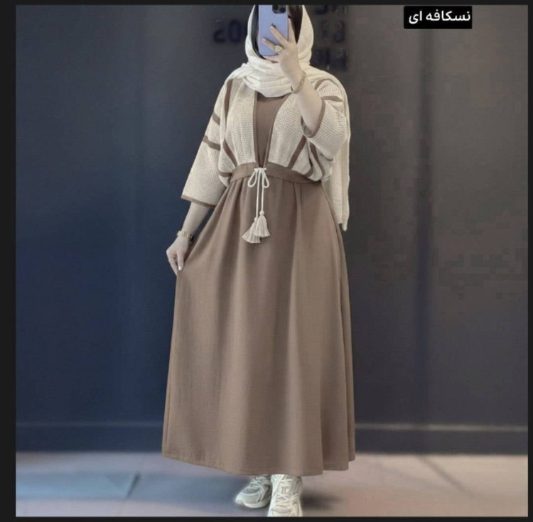 کت وسارافون محدثه سایز 38 تا 48 ارسال هر پارت احتمال تیره و روشن بودن رنگ ها وجود دارد سایز طبق دورسینه چک شود