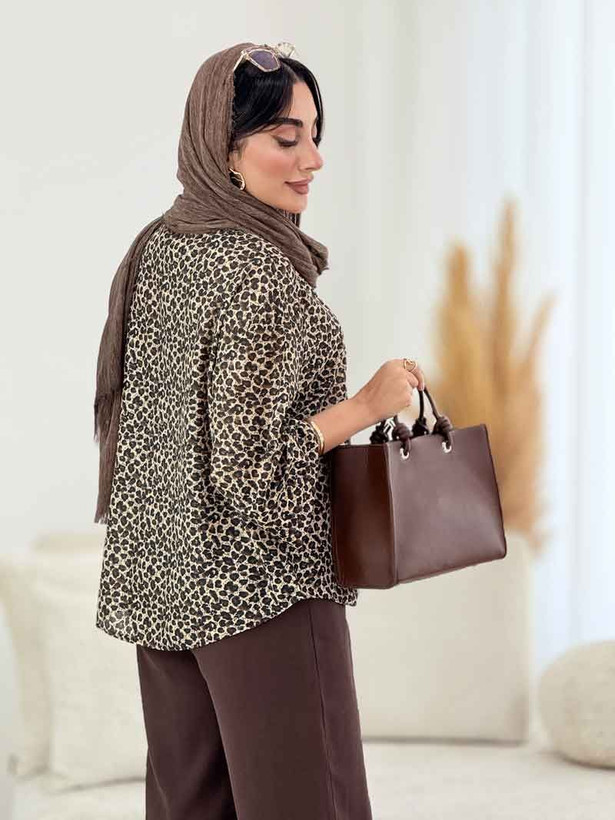 شومیز پلنگی ژاکارد سایز ۳۸ تا ۵۰ طبق دورسینه چک شود