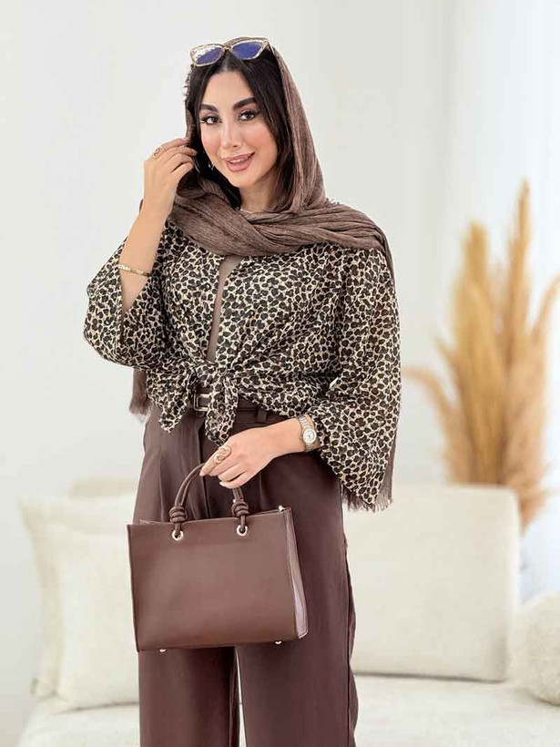 شومیز پلنگی ژاکارد سایز ۳۸ تا ۵۰ طبق دورسینه چک شود