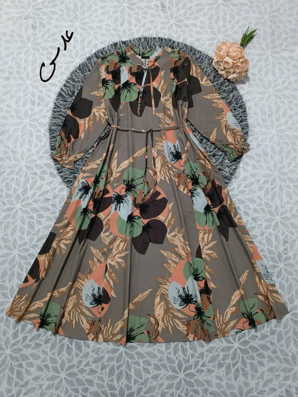 پیراهن قواره بزرگ خاتون سایز ۴۸ تا ۵۲و ۵۴ طبق دورسینه تا ۱۳۰